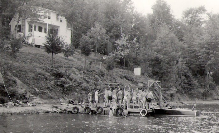 PetesCamp3.jpg (192862 bytes)